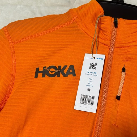 Brand new Men’s hoka 1/2 zip - Picture 2 of 3